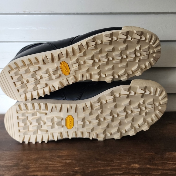 New Balance Rainier Hiking Boots Size 10 Black Leather - Picture 4 of 6